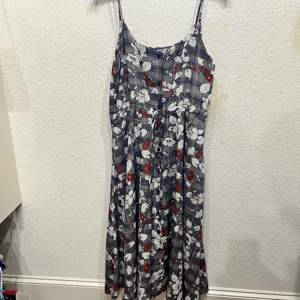 Floral midi dress Size M